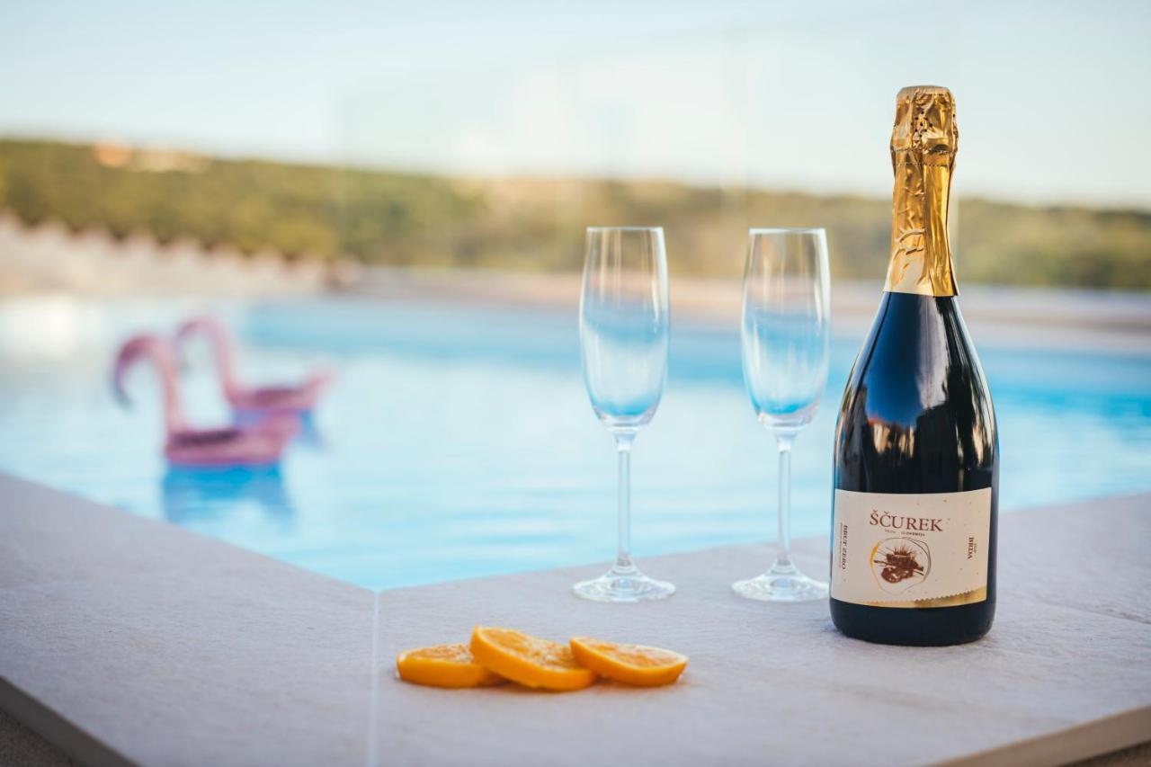 Roner Resort Plavje المظهر الخارجي الصورة